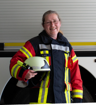 Kleiderwart Feuerwehr Sievershütten: Angela Mohr